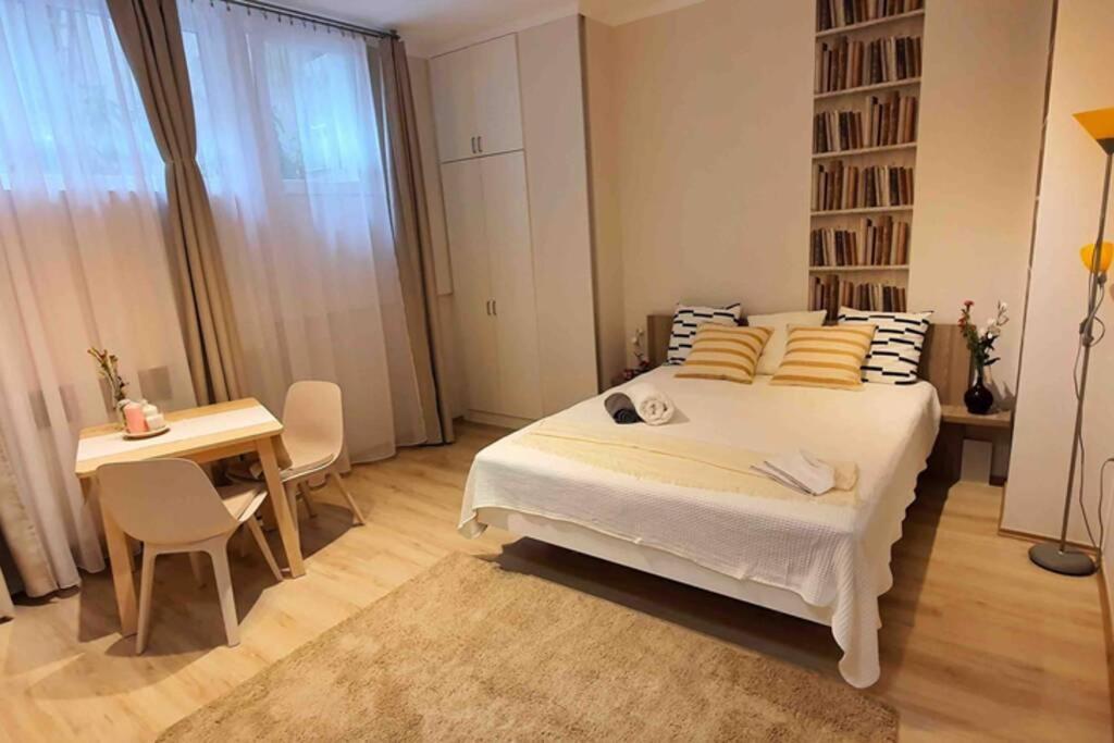 Studio Flat In The Center Of Budapest Exterior foto